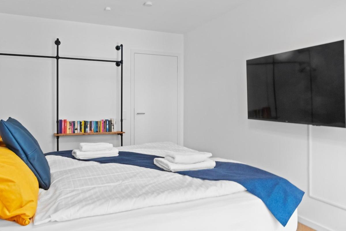 Luxus Im Zentrum Fuer 6 Personen! 3 Zimmer, Balkon, Wlan, Parkplatz *